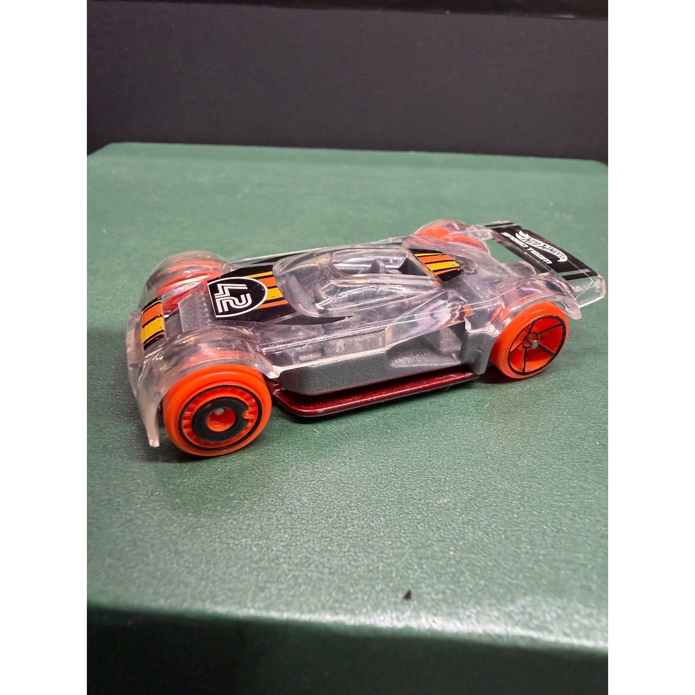 Hot Wheels Mach It Go Clear X-Raycers Translucent Red Base HGT42 1:64 Scale - Picture 2 of 6